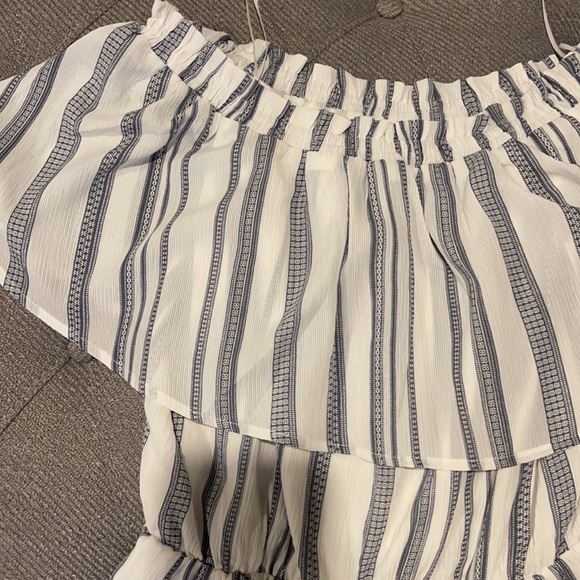 Romper - Picture 3 of 7